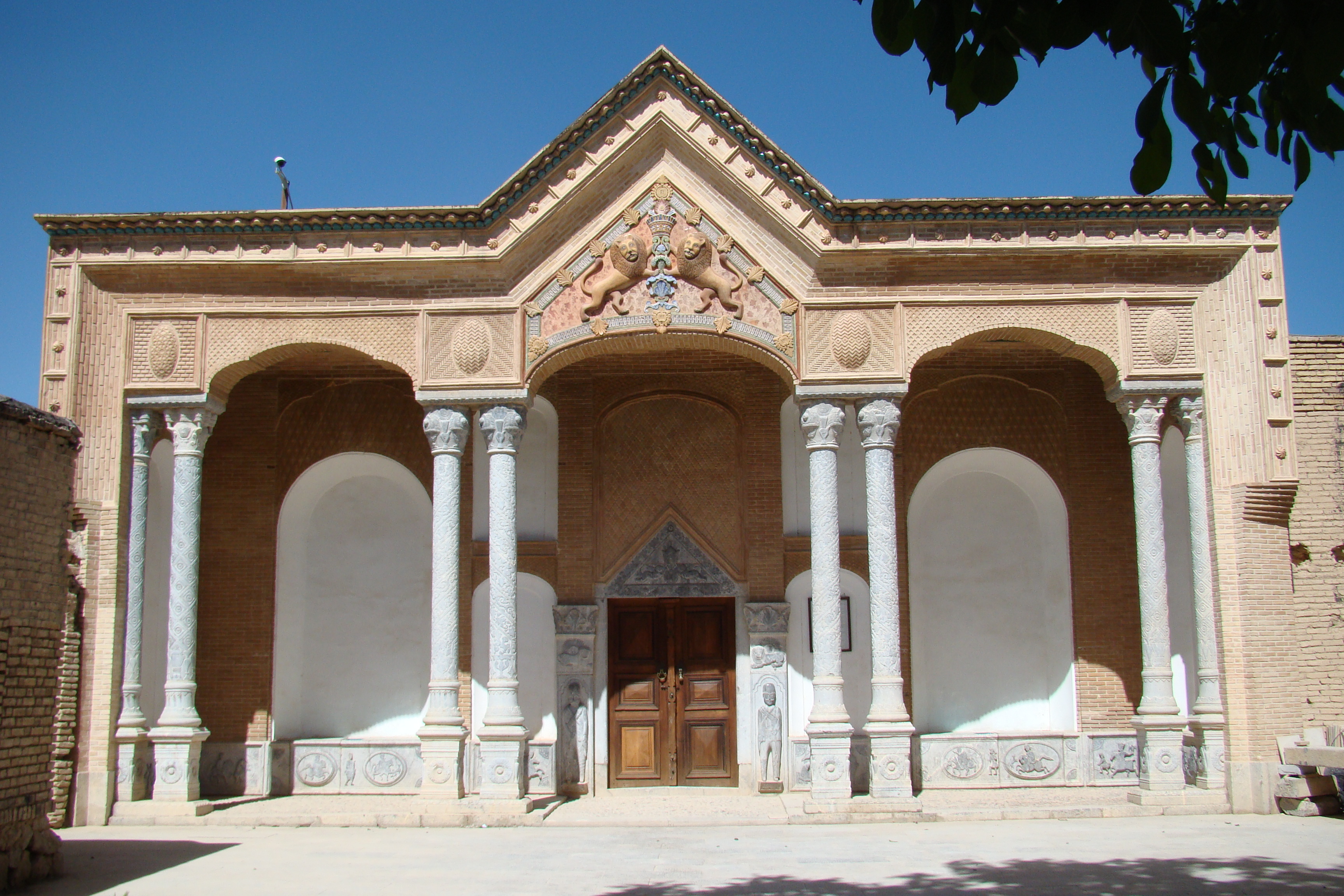 رسانه پست